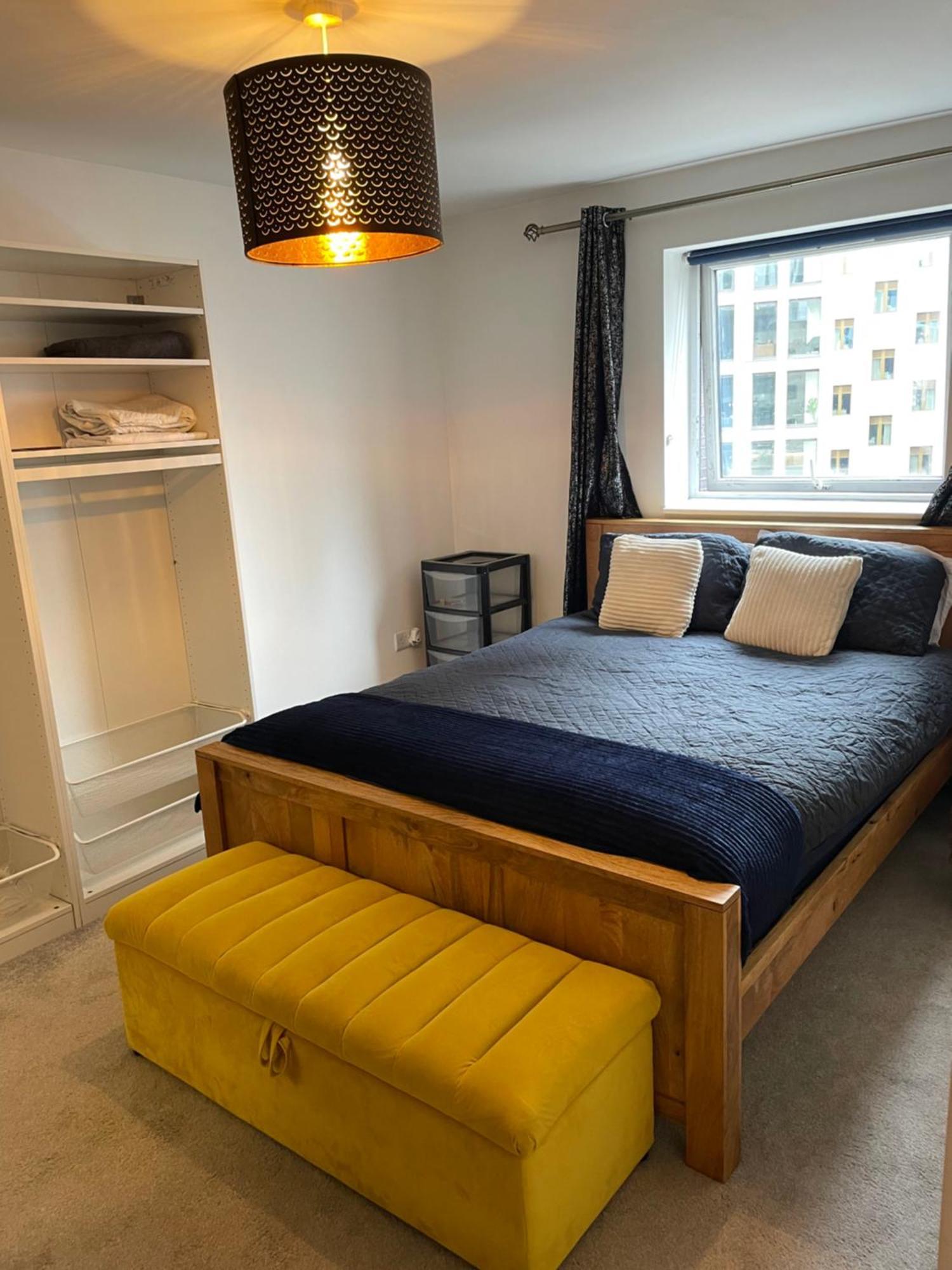 Modern 2-Bed, City Apartment Manchester Bagian luar foto